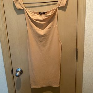 Pretty Little Thing Cream/Tan Off the Shoulder Dress with Slit up one Side; XS